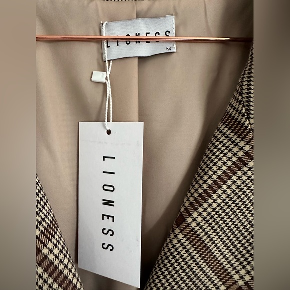 {Lioness} slouchy & slightly oversized Plaid Blazer NWT - Sz M - Picture 7 of 16
